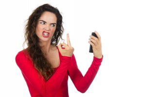 angry-woman-on-fone